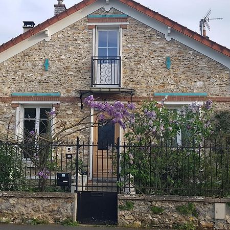 Vaires-sur-Marne Le Vieux Tilleul المظهر الخارجي الصورة